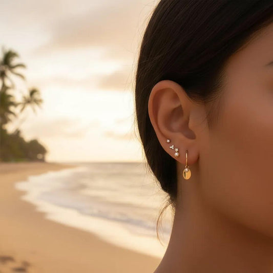 Tiny freshwater Pearl Stud Earrings