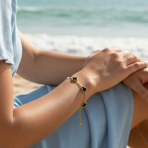 Mini Gold & Black Clover Bracelet