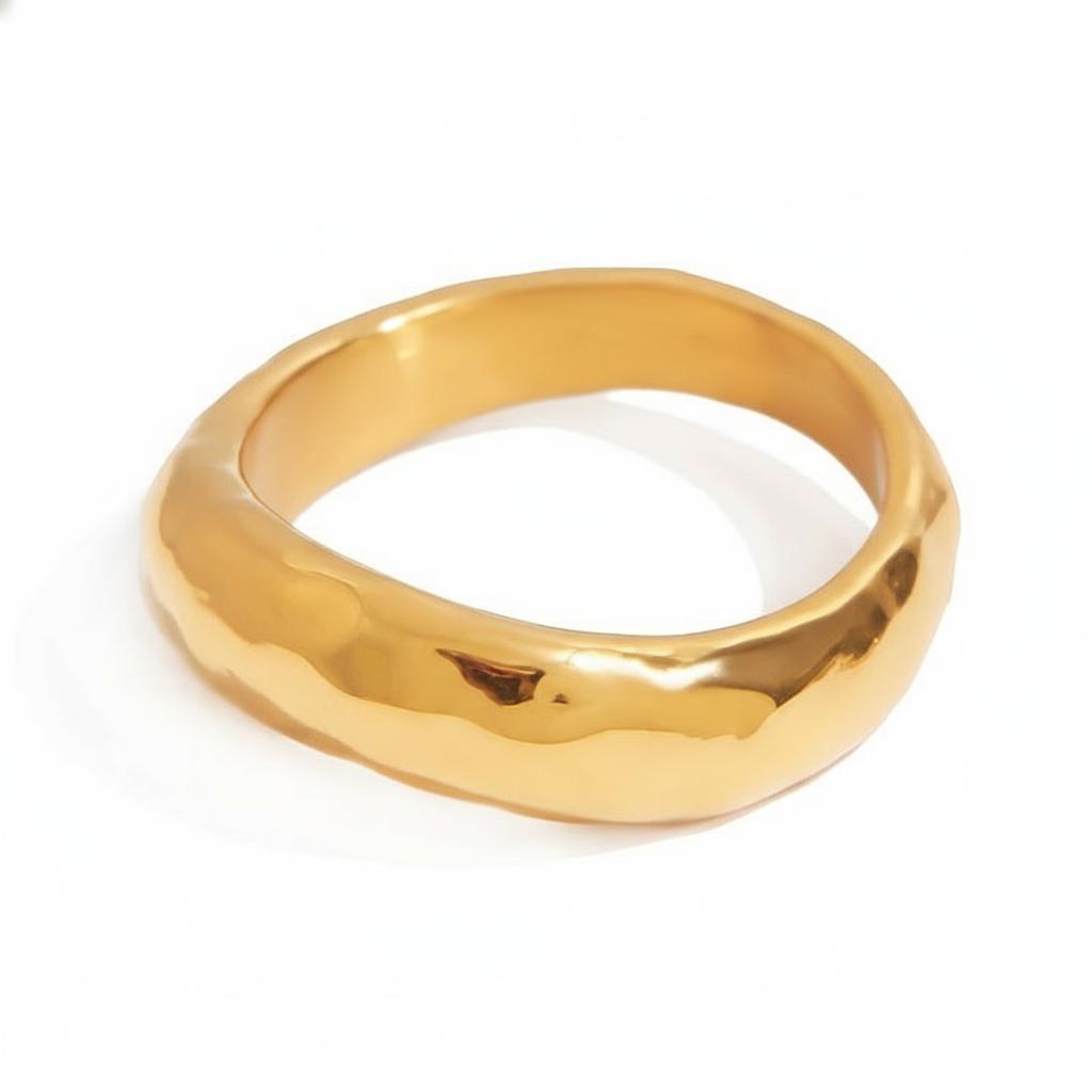 Raina Ring