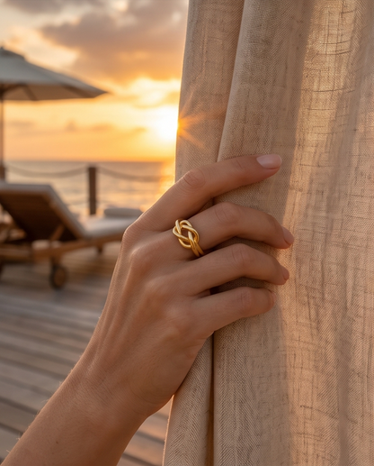 Eternal Knot Ring
