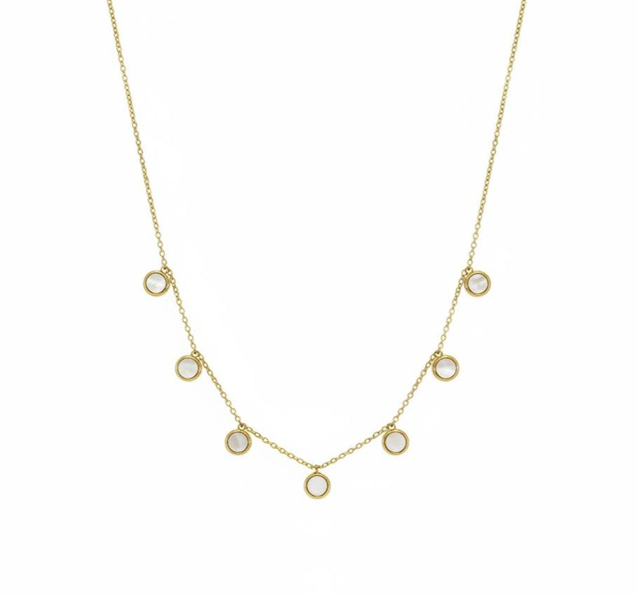 Flat Pearl Pendant Necklace