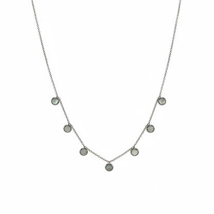 Flat Pearl Pendant Necklace