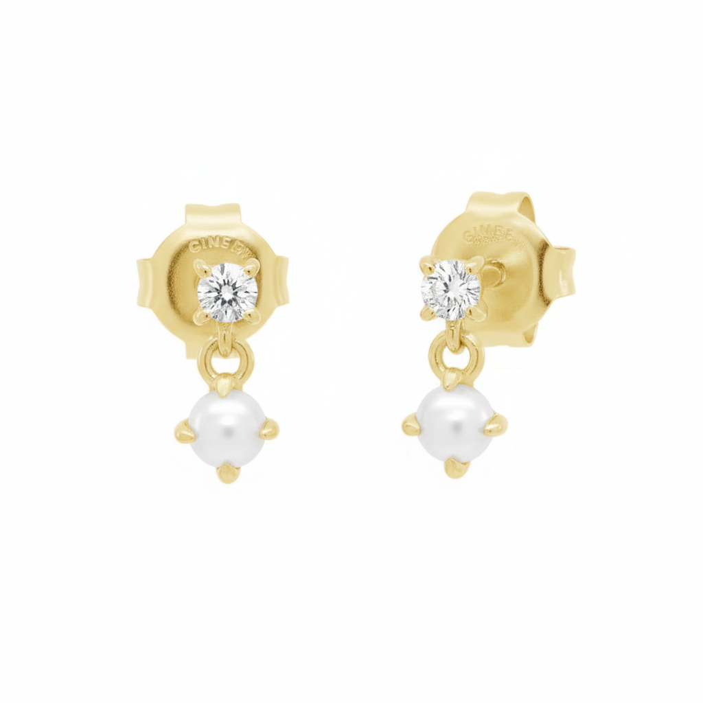 Tiny freshwater Pearl Stud Earrings