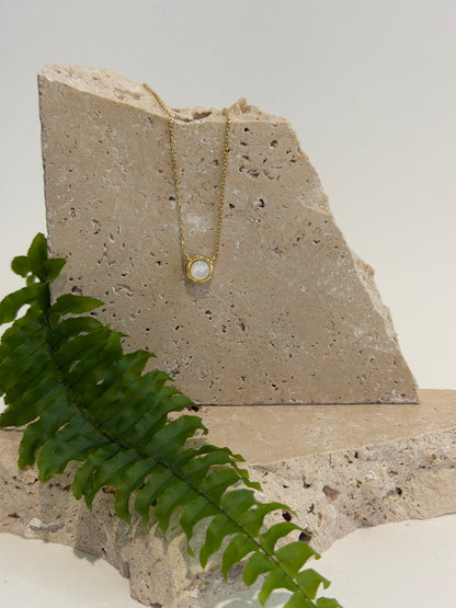 Mother Of Pearl Pendant Necklace