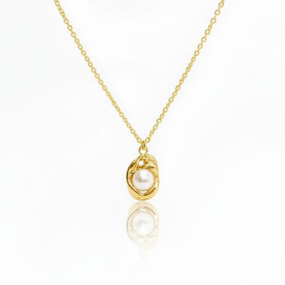 Pearl Pendant Necklace