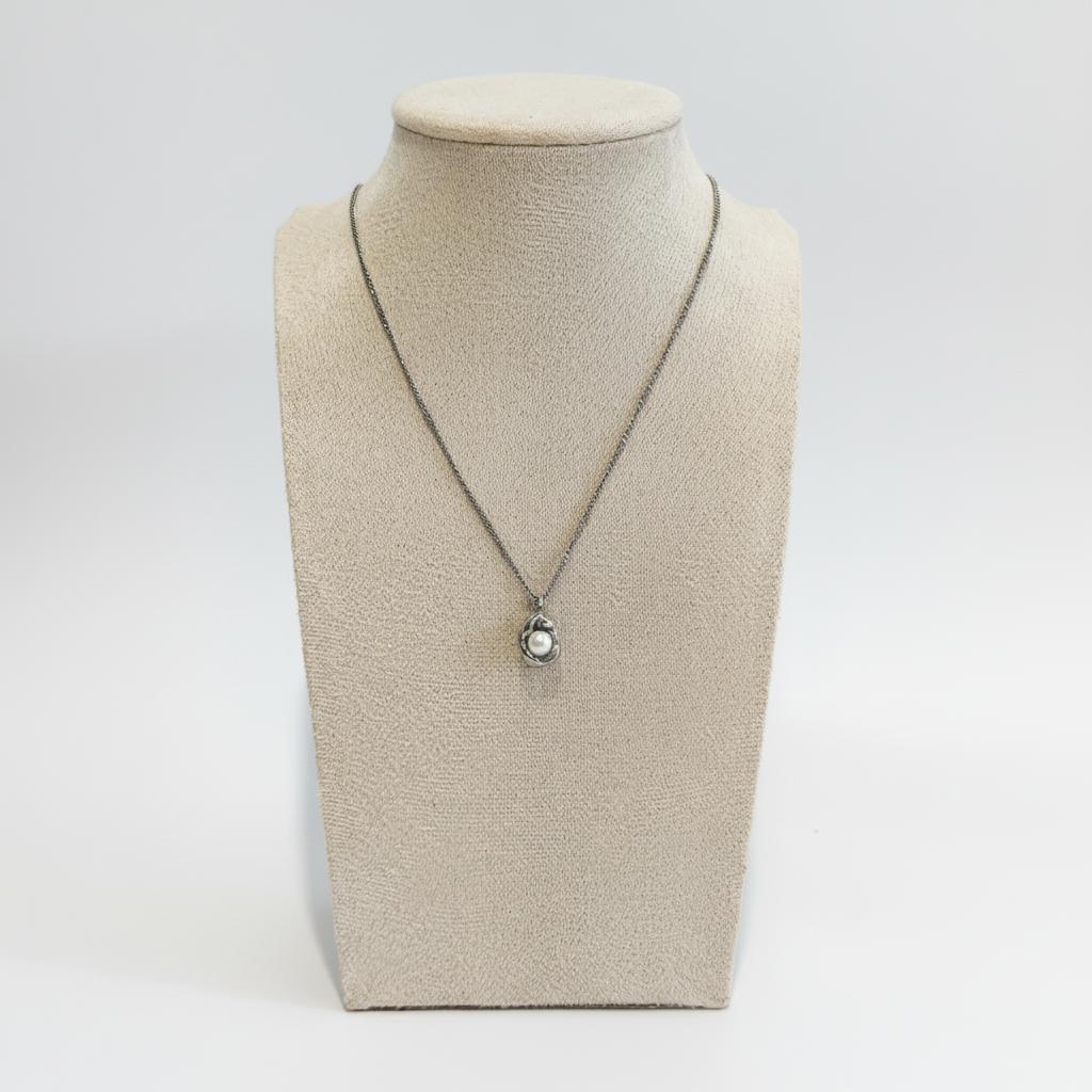 Pearl Pendant Necklace