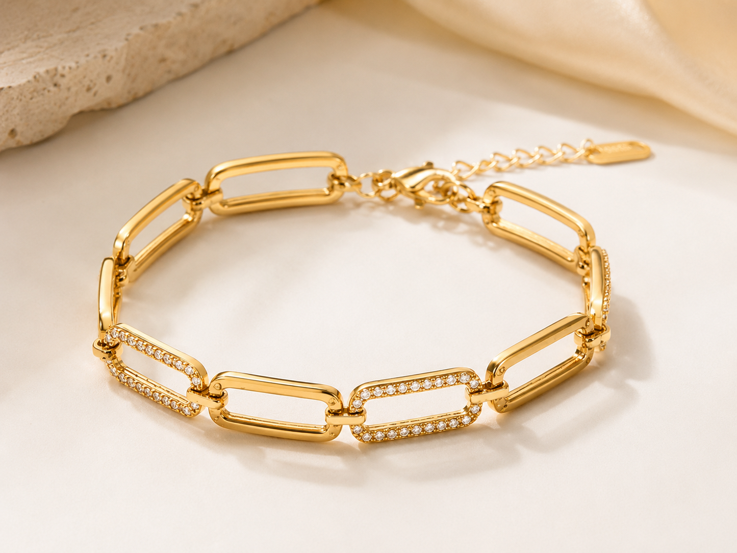 Kaiola Bracelet