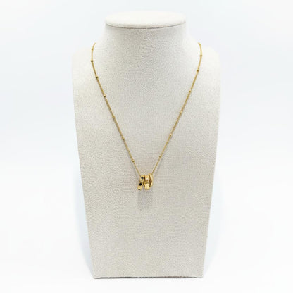 Tri Pendant Necklace